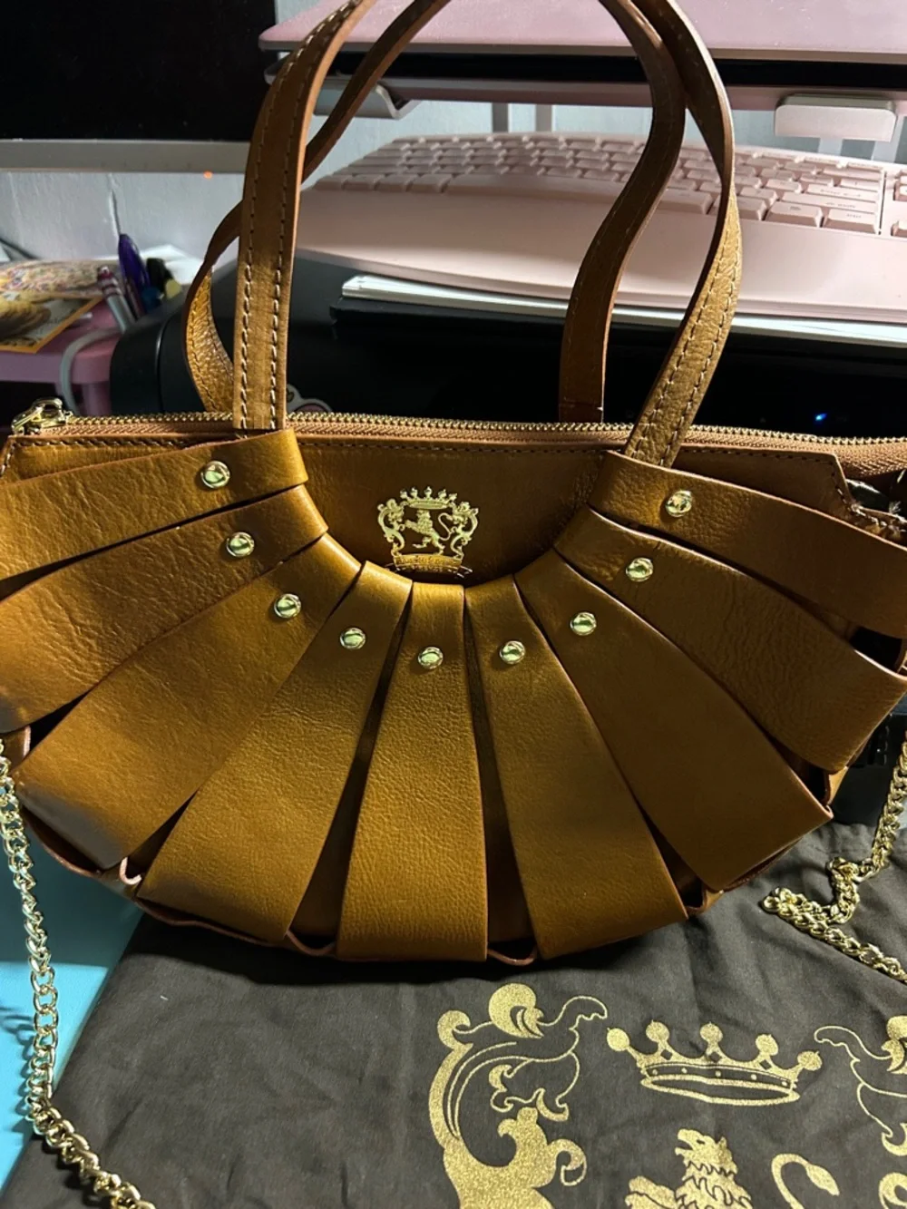 Lucolena Clutch bag (B110/34) from the Italian Florentine brand, Pratesi Firenze